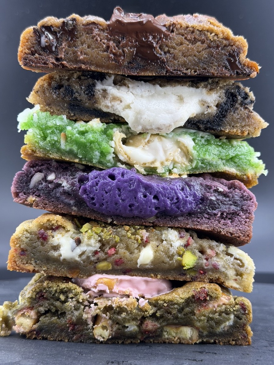 Stack of Howdy Wowie cookies in cross-section